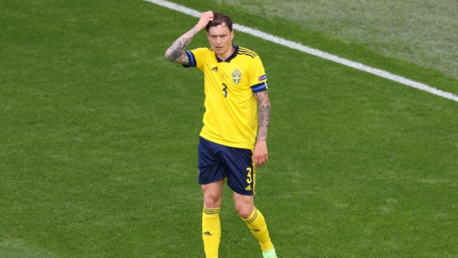 Victor Nilsson Lindelöf ryktas bort från United