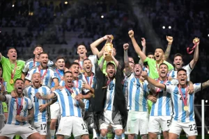 argentina vinnare av fotbolls vm 2022 ikonisk match